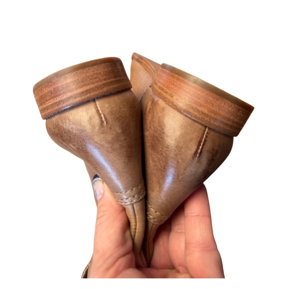 Frye Anna Short Round Toe Light Tan Leather Ankle Boots NWOT Size 7.5 - Picture 9 of 12